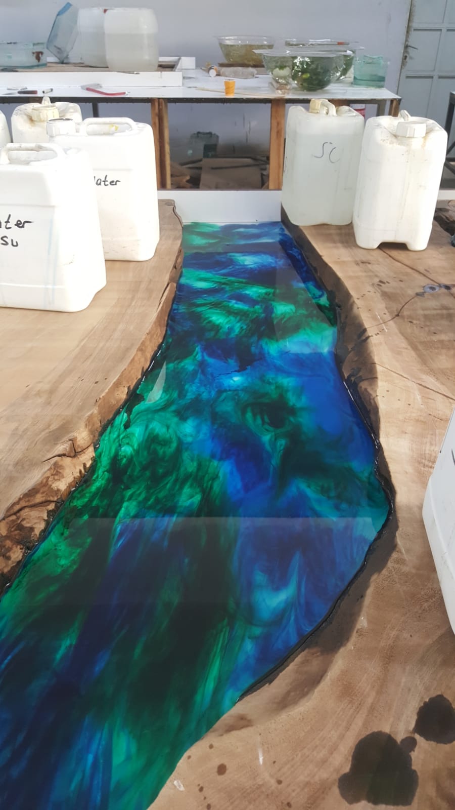 How to clean an Epoxy table?
