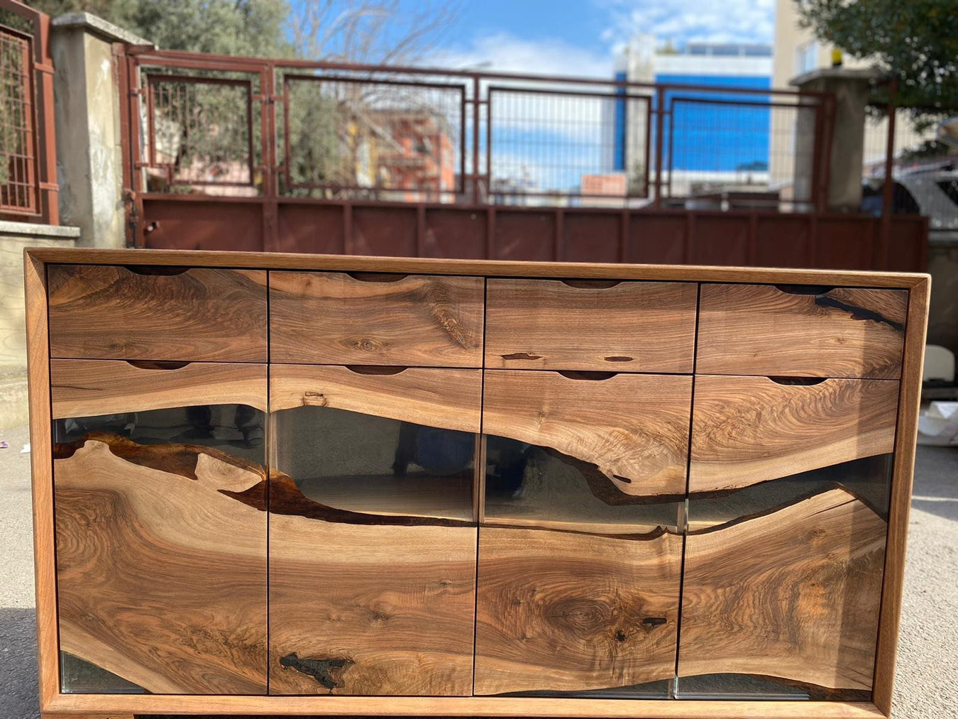 Credenza