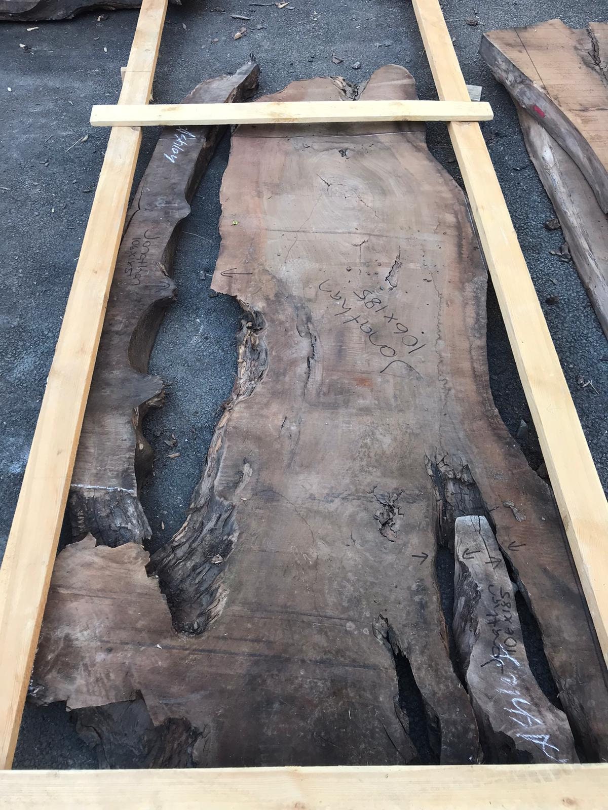 Custom Epoxy Resin Table, Custom 72" x 42" Walnut Table, Epoxy Wood Table, Resin Clear Table, Walnut Dining Table, Clear Epoxy Table